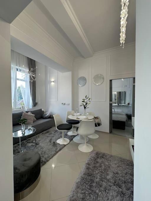 Salt Inn Apartments No 2 - Jacuzzi Wieliczka Ngoại thất bức ảnh
