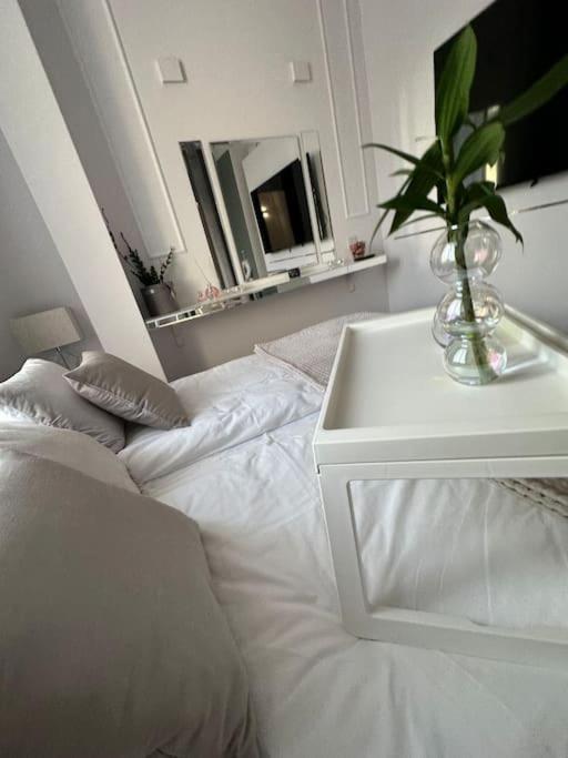 Salt Inn Apartments No 2 - Jacuzzi Wieliczka Ngoại thất bức ảnh